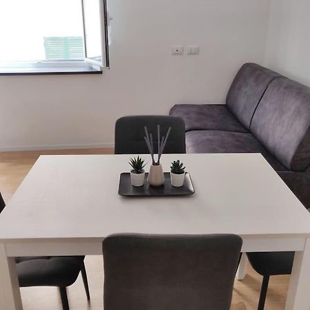 La Casa Di Dani Lägenhet Genua Exteriör bild