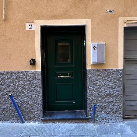 La Casa Di Dani Lägenhet Genua Exteriör bild