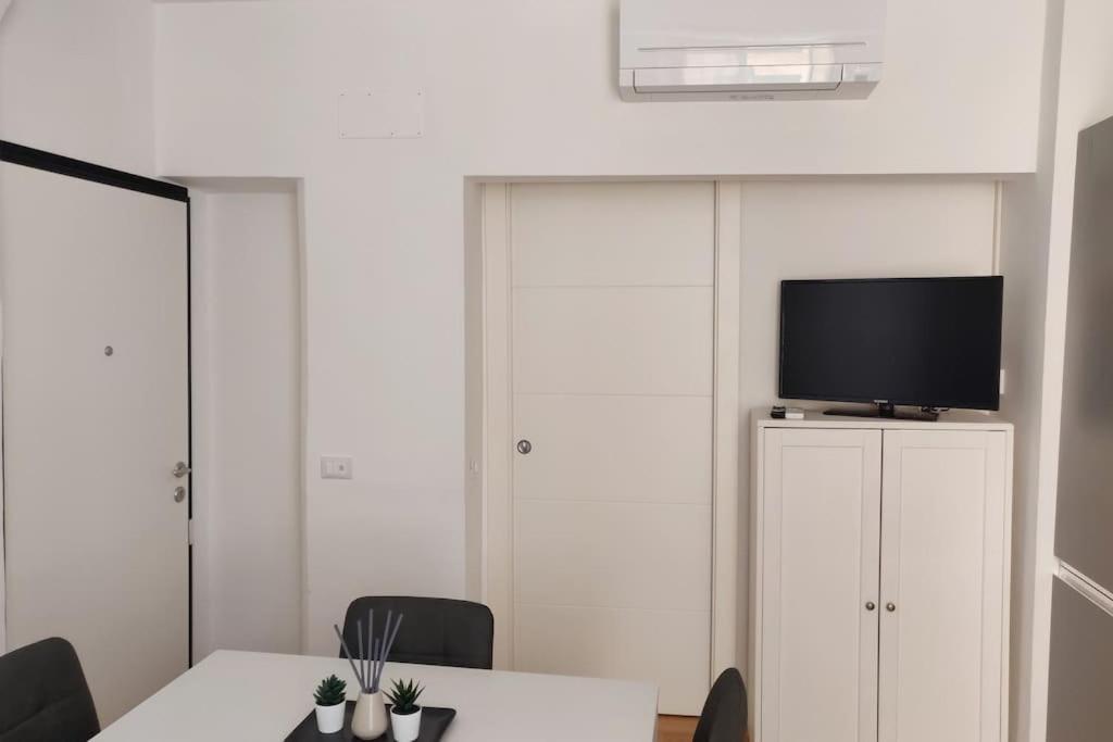 La Casa Di Dani Lägenhet Genua Exteriör bild