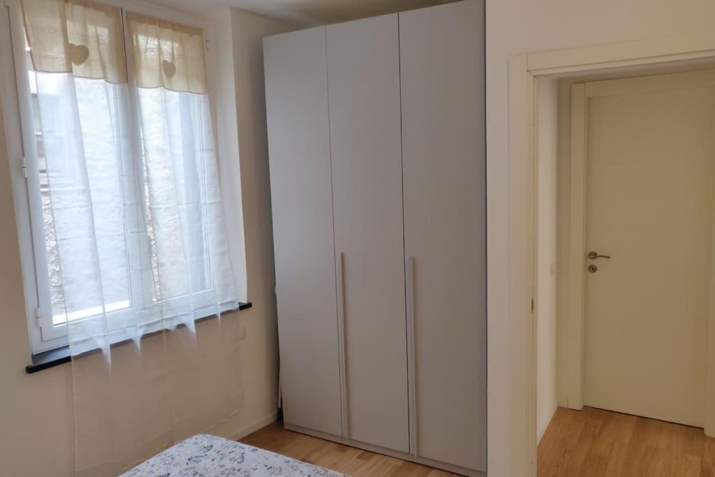 La Casa Di Dani Lägenhet Genua Exteriör bild